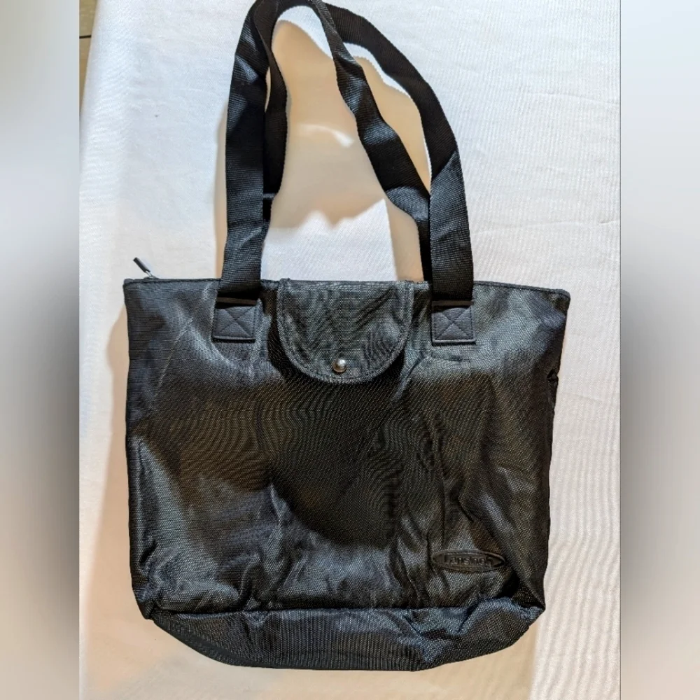 Lansinoh Milk Cooler Bag Gray Zip Closure